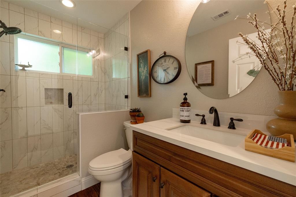 1530 Nightingale Circle Property Photo 13
