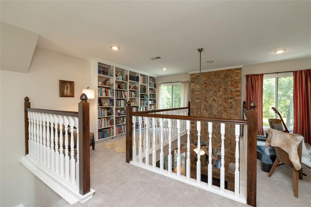 1530 Nightingale Circle Property Photo 24