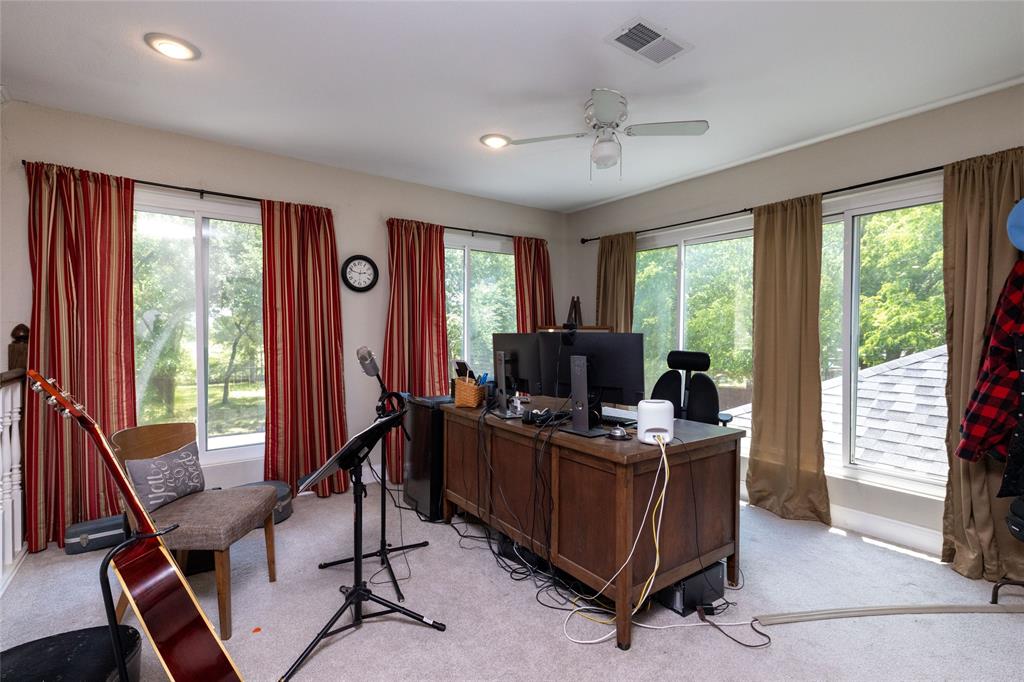 1530 Nightingale Circle Property Photo 25