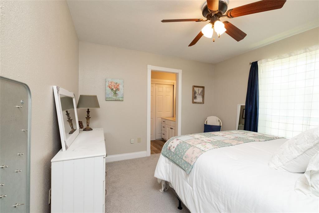 1530 Nightingale Circle Property Photo 26