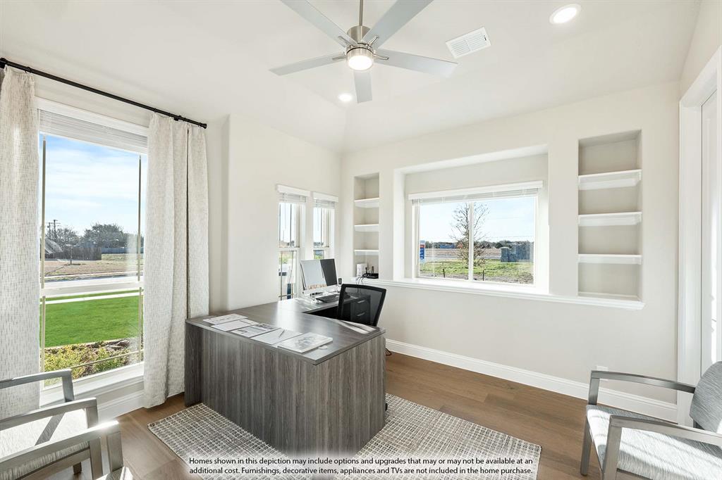 933 Waddle Lane Property Photo 4