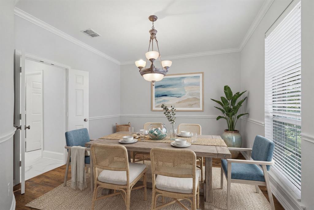 2015 Midhurst Drive Property Photo 7