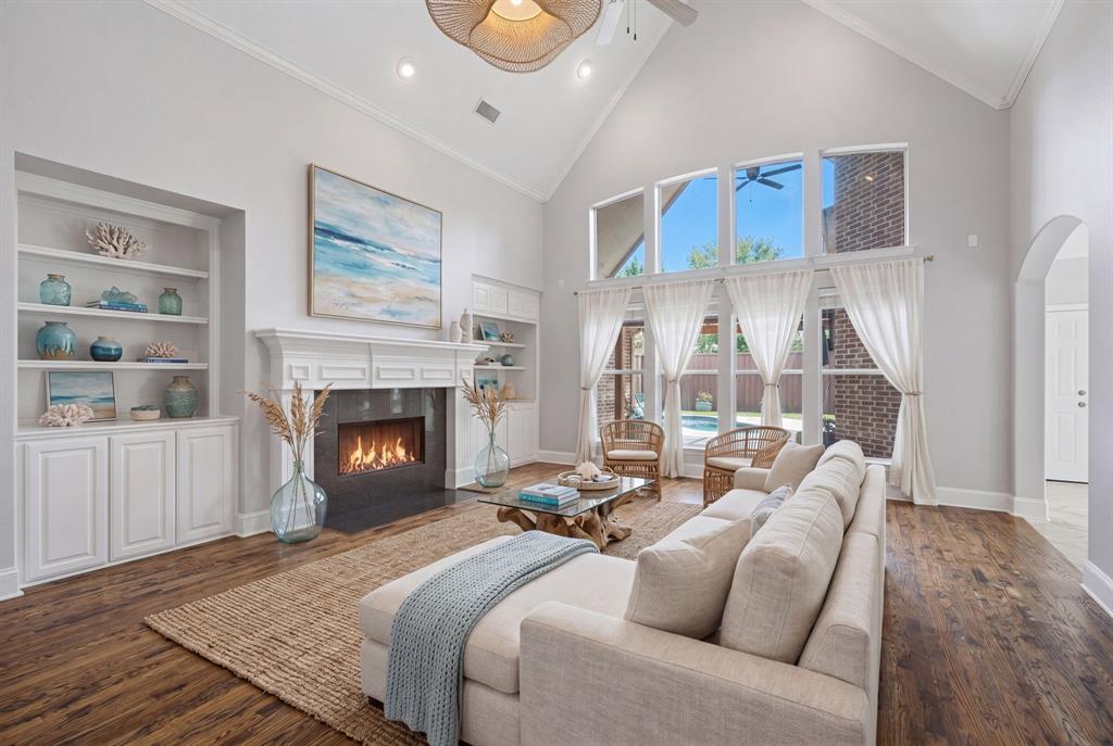 2015 Midhurst Drive Property Photo 9