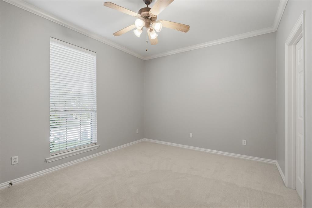 2015 Midhurst Drive Property Photo 21