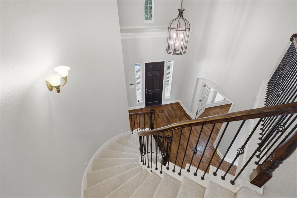 2015 Midhurst Drive Property Photo 23