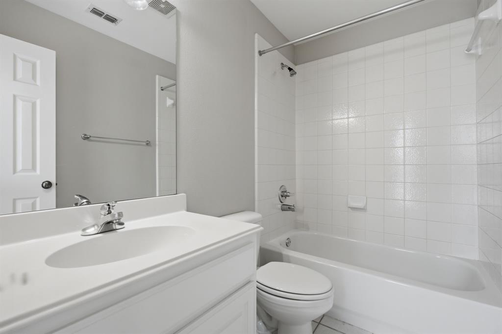 2015 Midhurst Drive Property Photo 27
