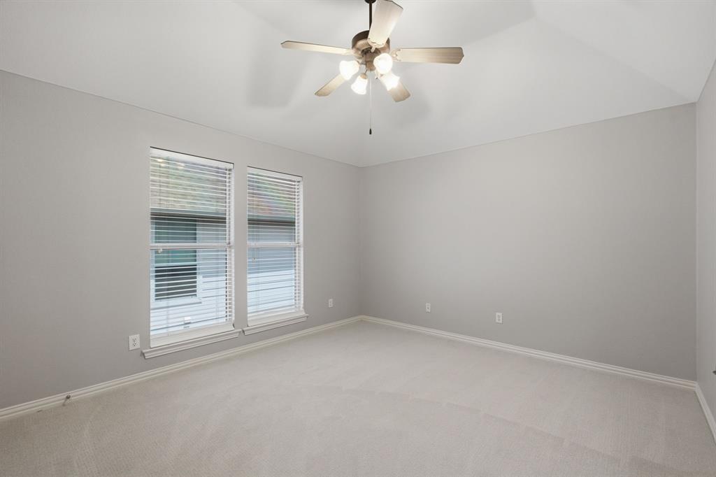 2015 Midhurst Drive Property Photo 29