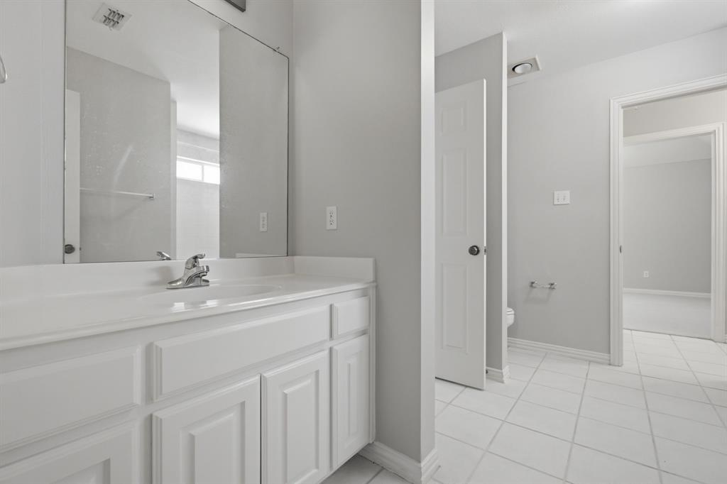 2015 Midhurst Drive Property Photo 30