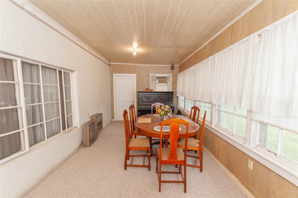 137 Center Loop Property Photo 22