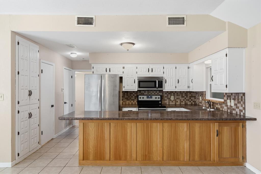 380 S County Road 4837 Property Photo 19