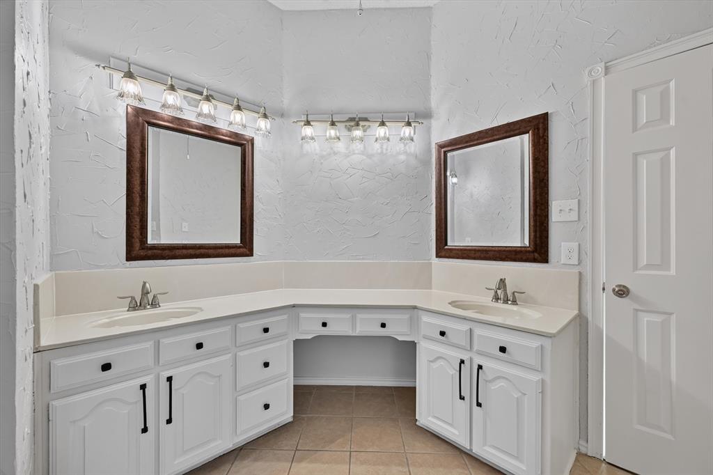 7700 Black Bear Court Property Photo 15
