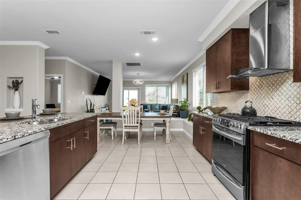 529 Bermuda Avenue Property Photo 9