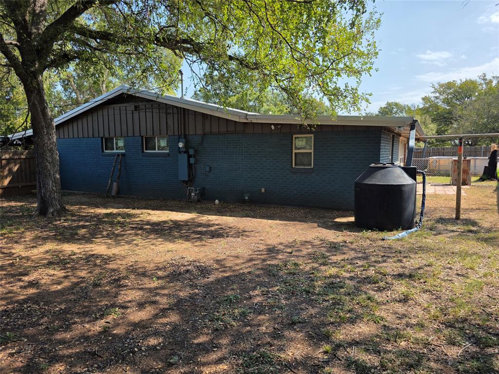 135 Elm Street Property Photo 4