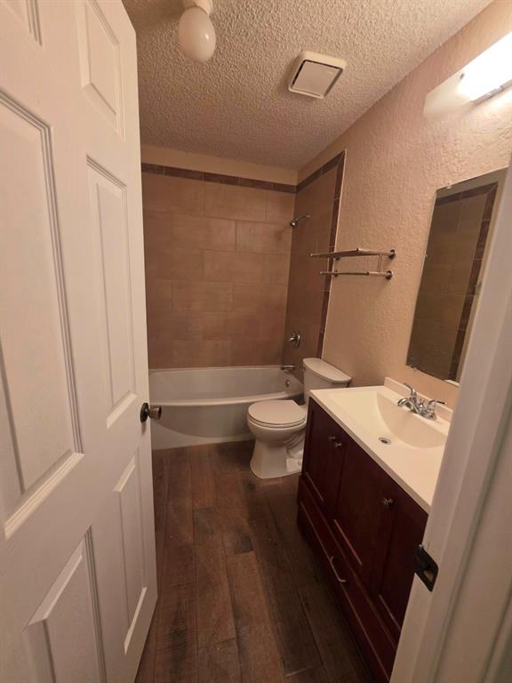 1416 Hackamore Street Property Photo 15