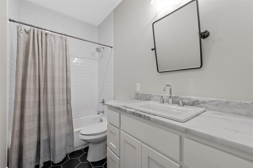 252 Austin Hines Drive Property Photo 31