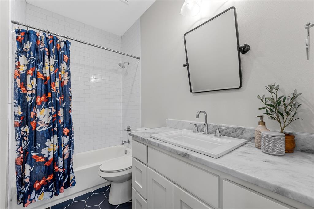 252 Austin Hines Drive Property Photo 33
