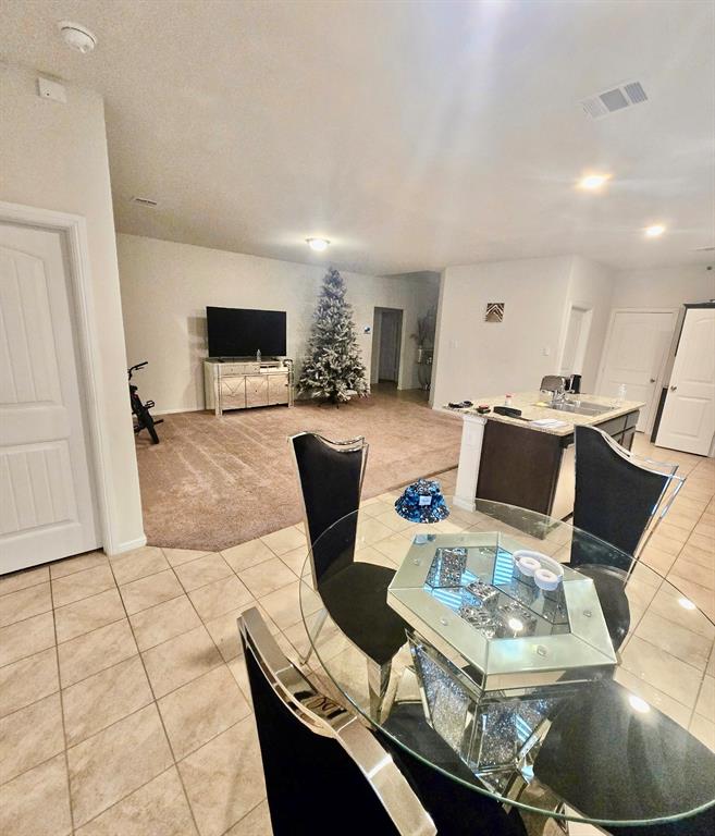 905 Walls Boulevard Property Photo 5