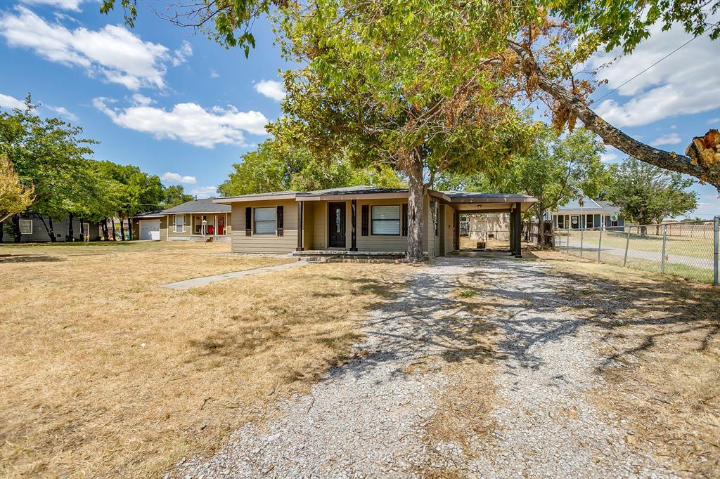 913 Jameson Street Property Photo 13