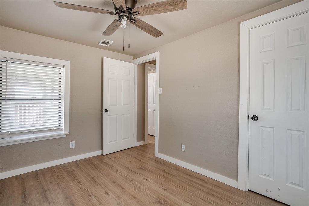 913 Jameson Street Property Photo 27
