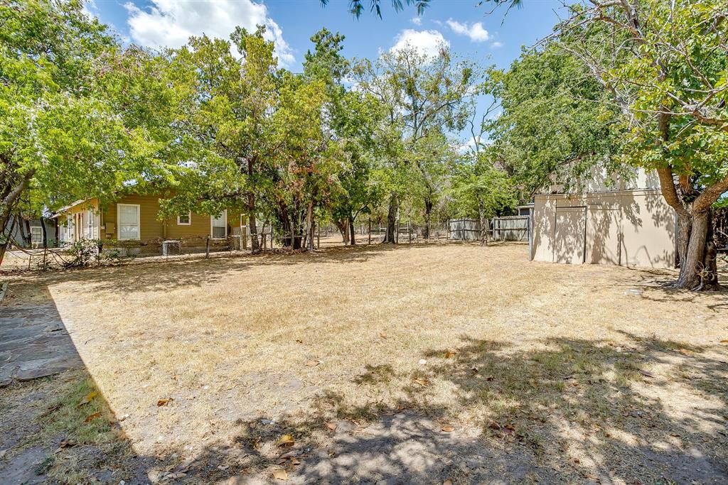 913 Jameson Street Property Photo 31