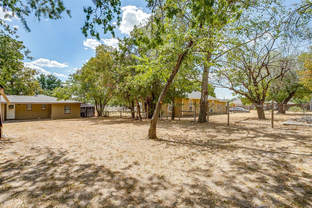 913 Jameson Street Property Photo 36