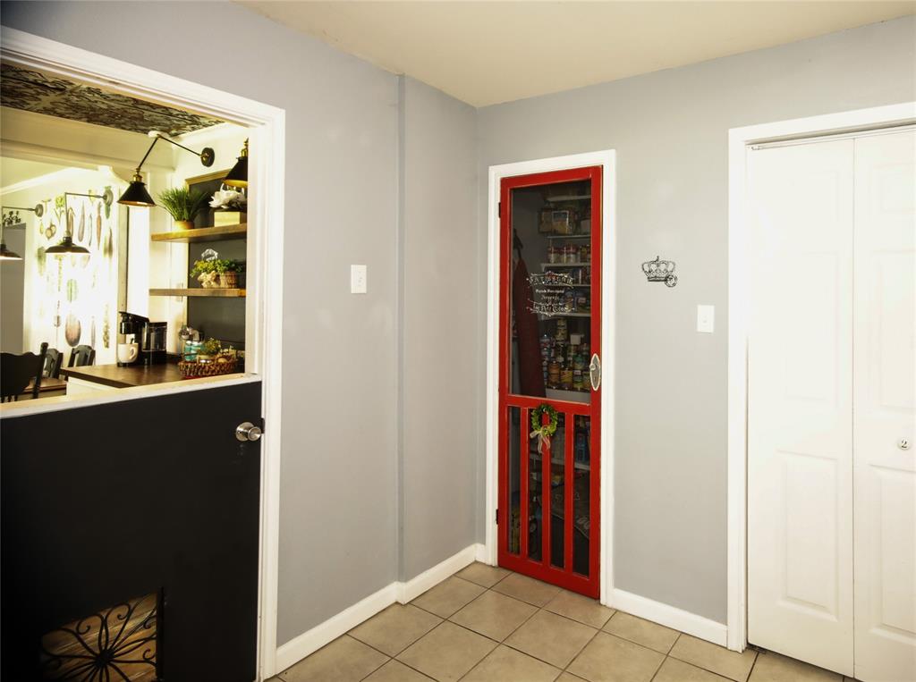 367 Hillcroft Drive Property Photo 22