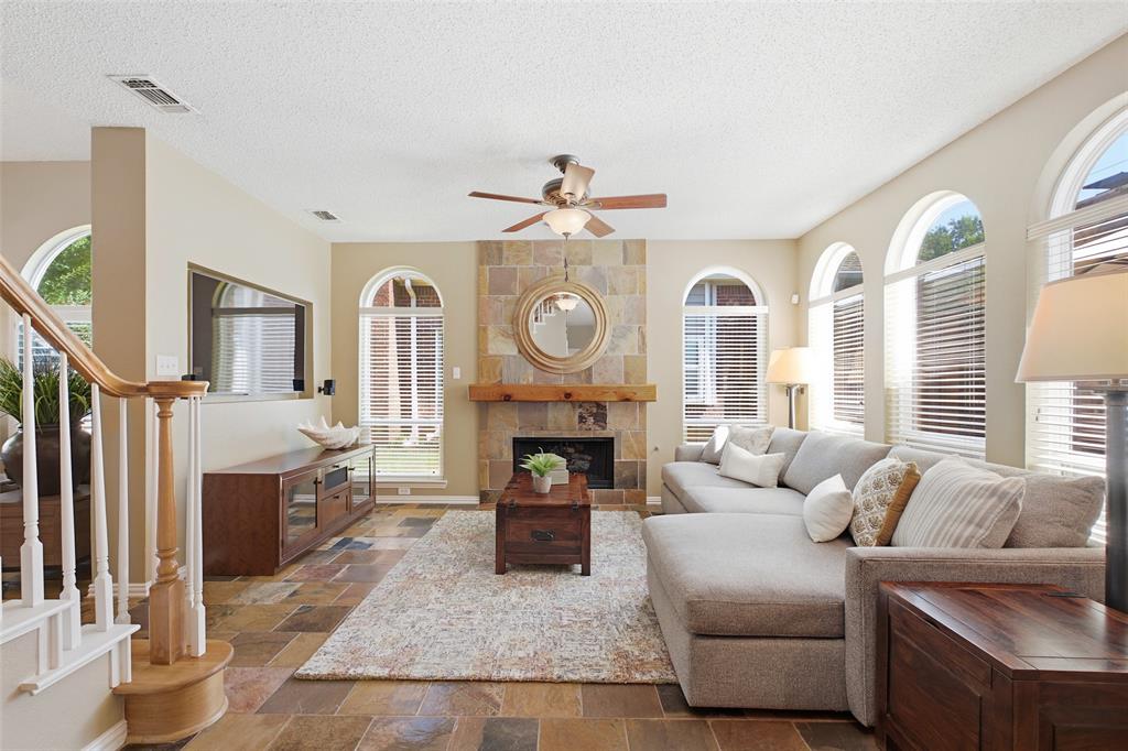 14616 Waterview Circle Property Photo 3