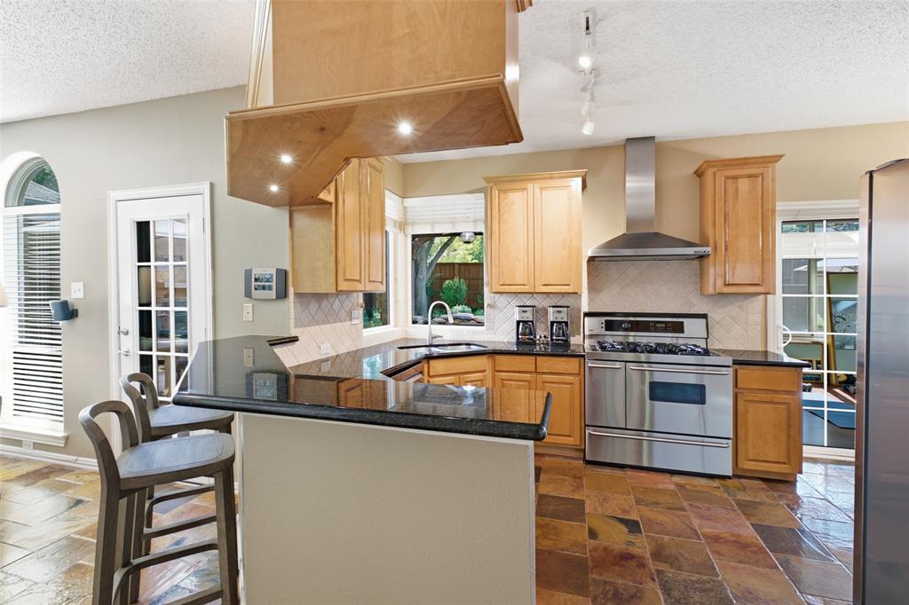 14616 Waterview Circle Property Photo 7