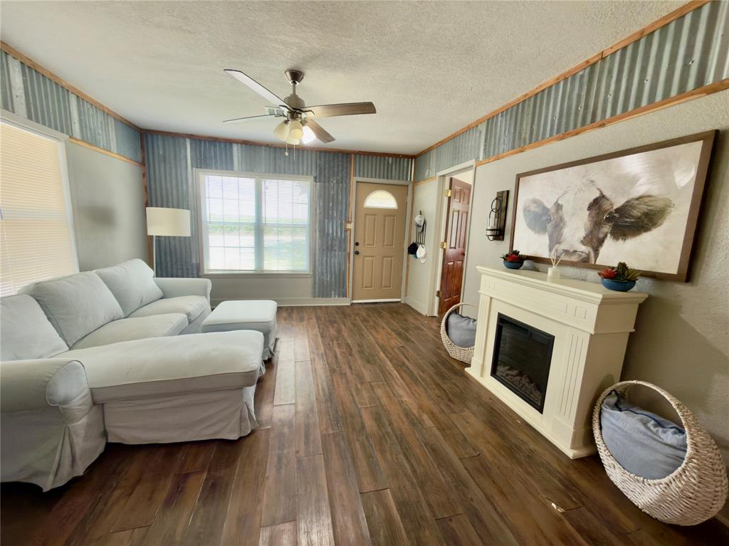 1600 Hcr 2302 Property Photo 7