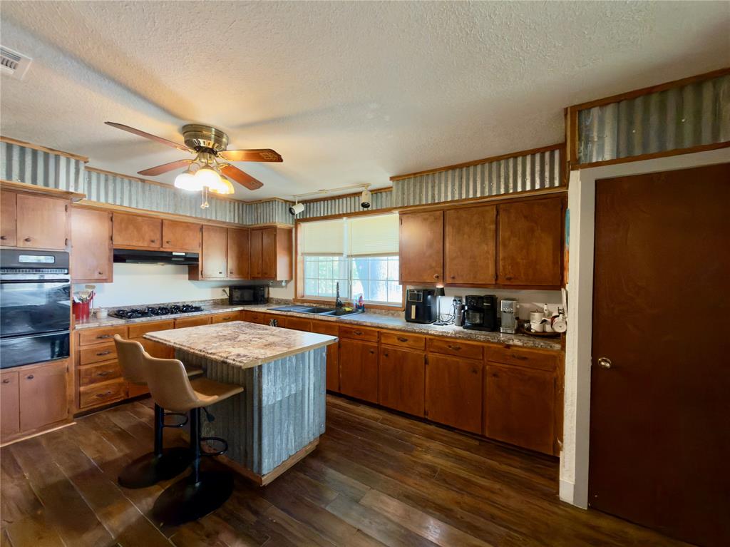 1600 Hcr 2302 Property Photo 10