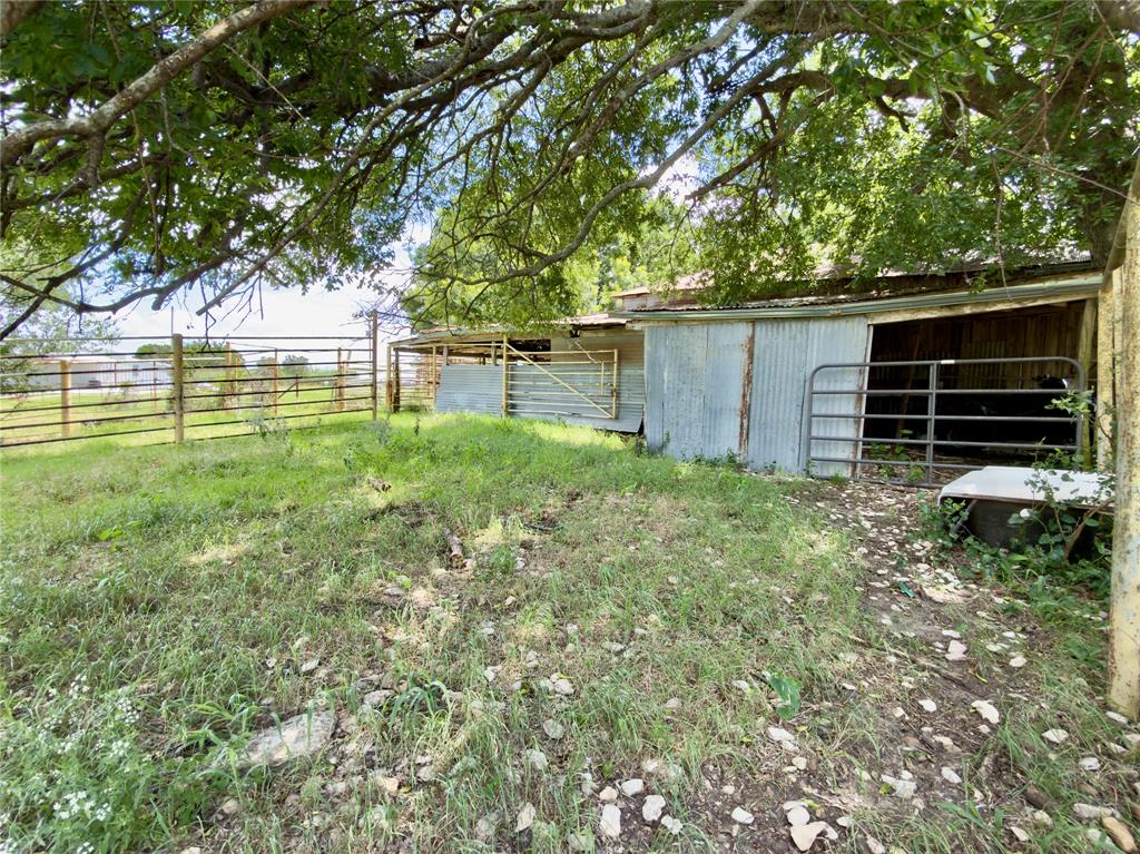 1600 Hcr 2302 Property Photo 16