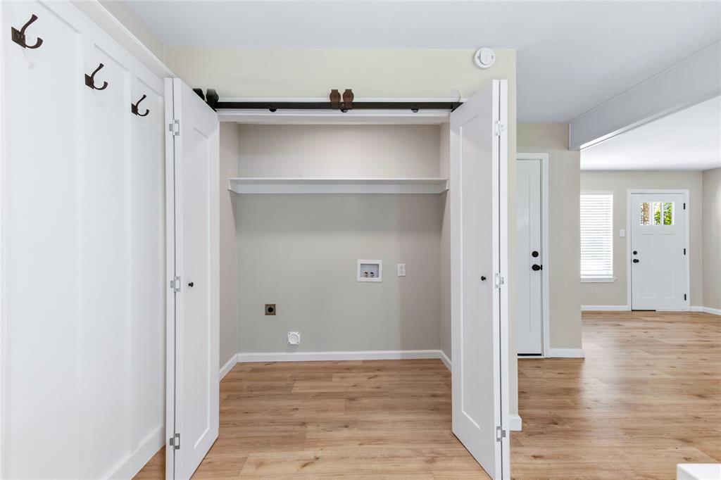 1006 N Grant Drive Property Photo 13