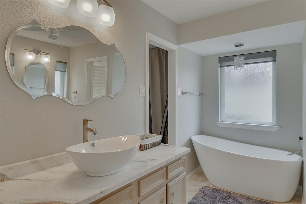 502 Stillmeadow Drive Property Photo 17