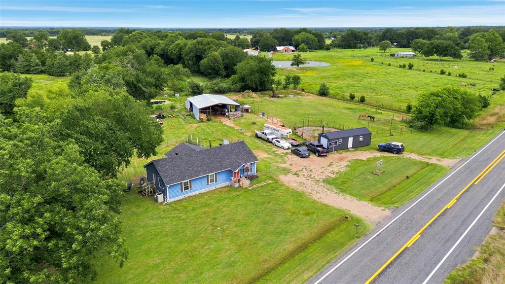 13017 E Fm 273 Property Photo 2