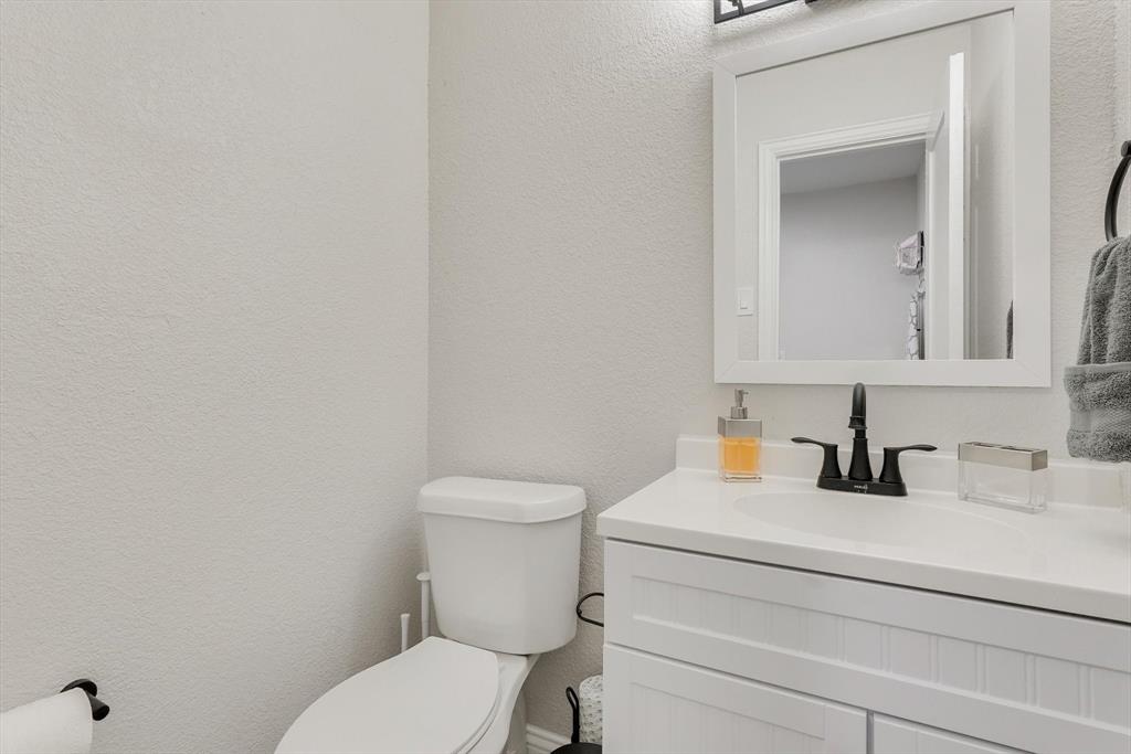 3921 Amy Avenue Property Photo 22