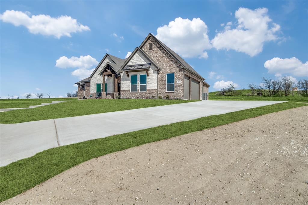 145 Private Road 4512 Property Photo 1