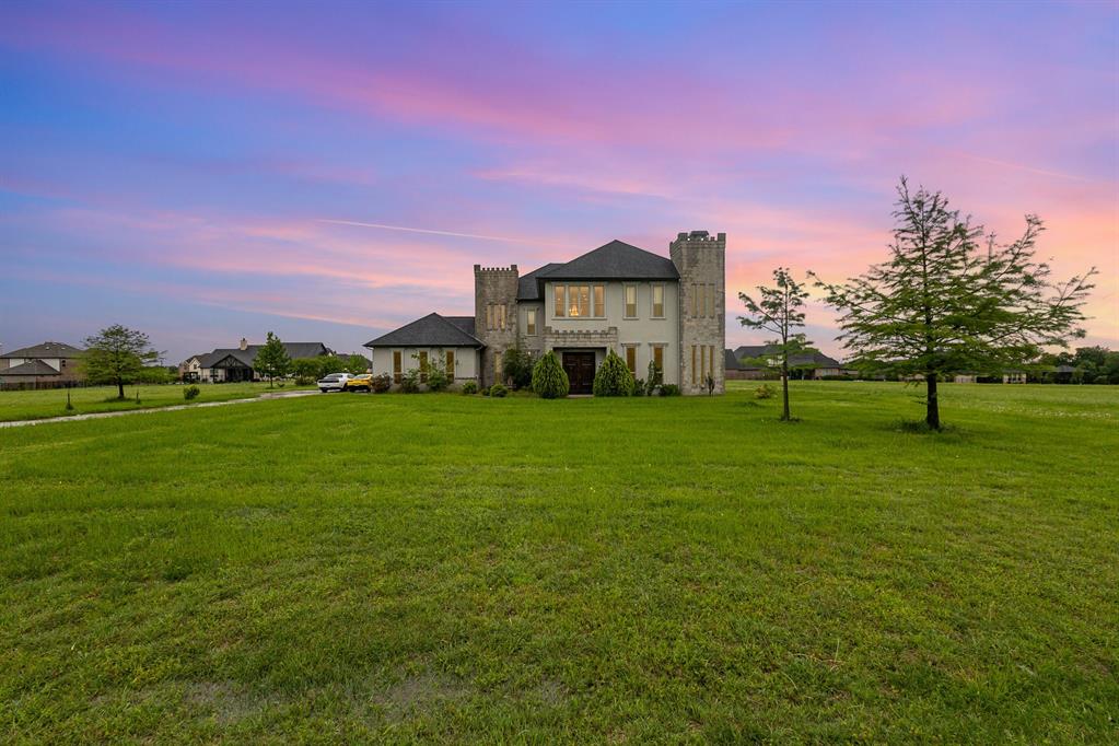 4455 Lake Breeze Drive Property Photo 1