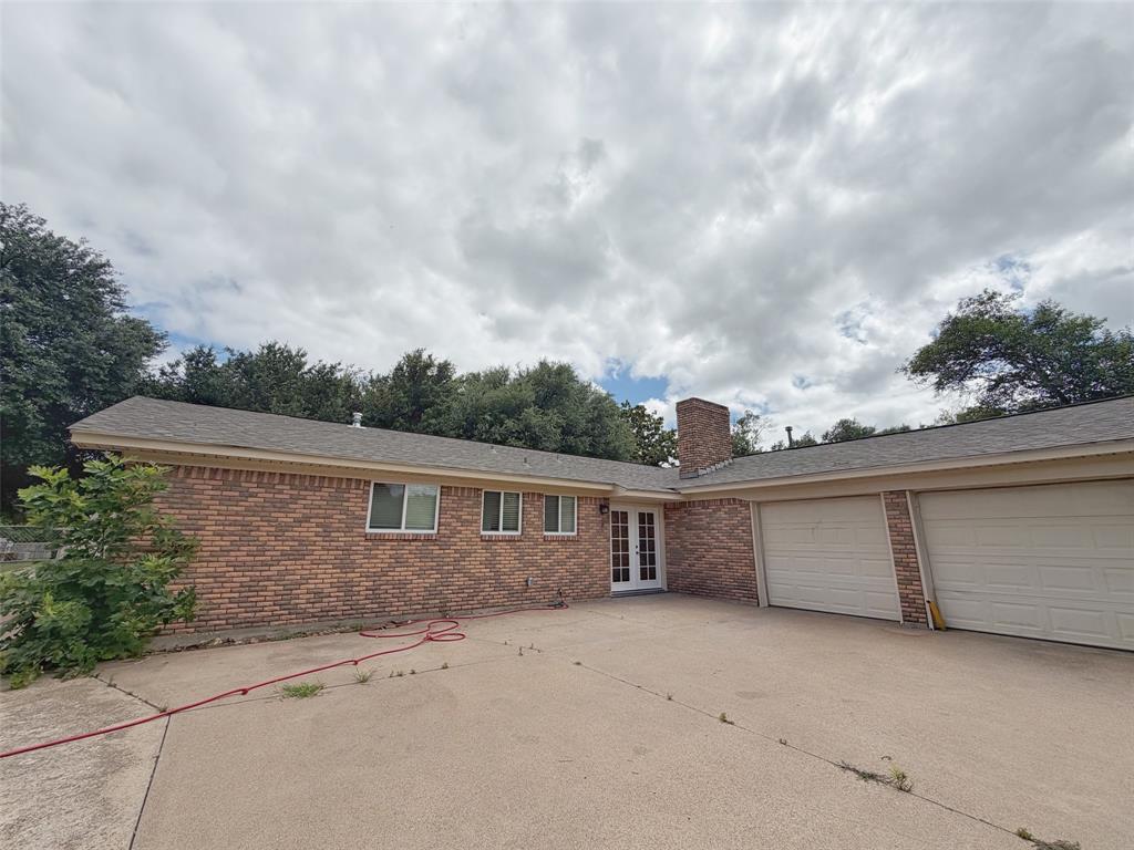 4909 Loch Lomond Drive Property Photo 16