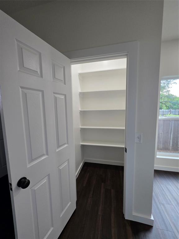 2908 Avenue D Property Photo 14