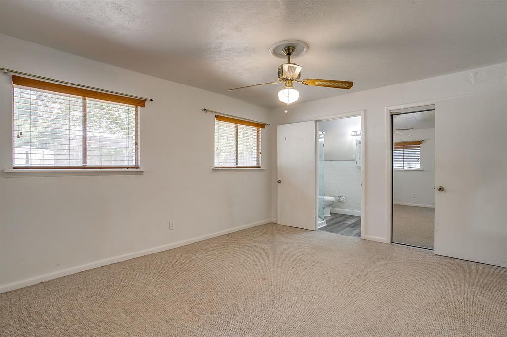 302 Case Street Property Photo 19