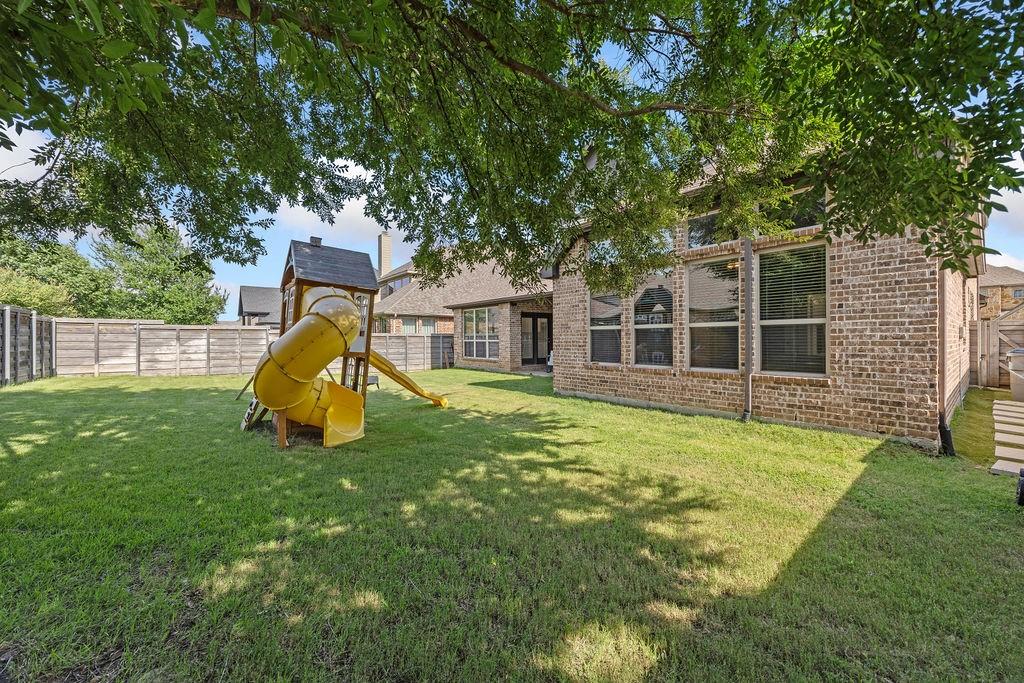 833 Fireside Drive Property Photo 31