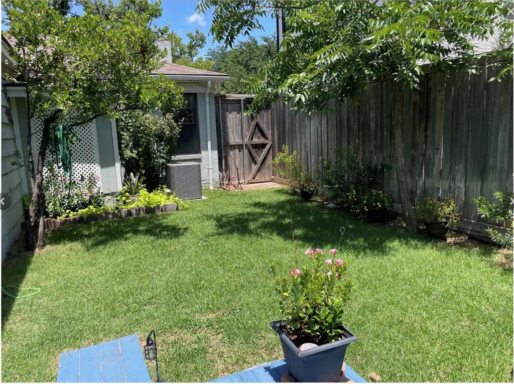 4639 Westside Drive Property Photo 3