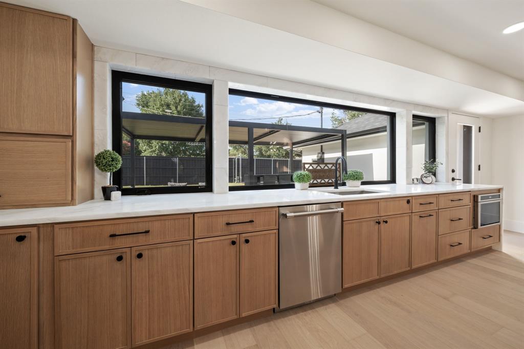 12042 Shirestone Lane Property Photo 13