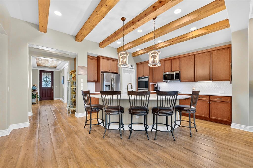 8108 Sanderling Drive Property Photo 1