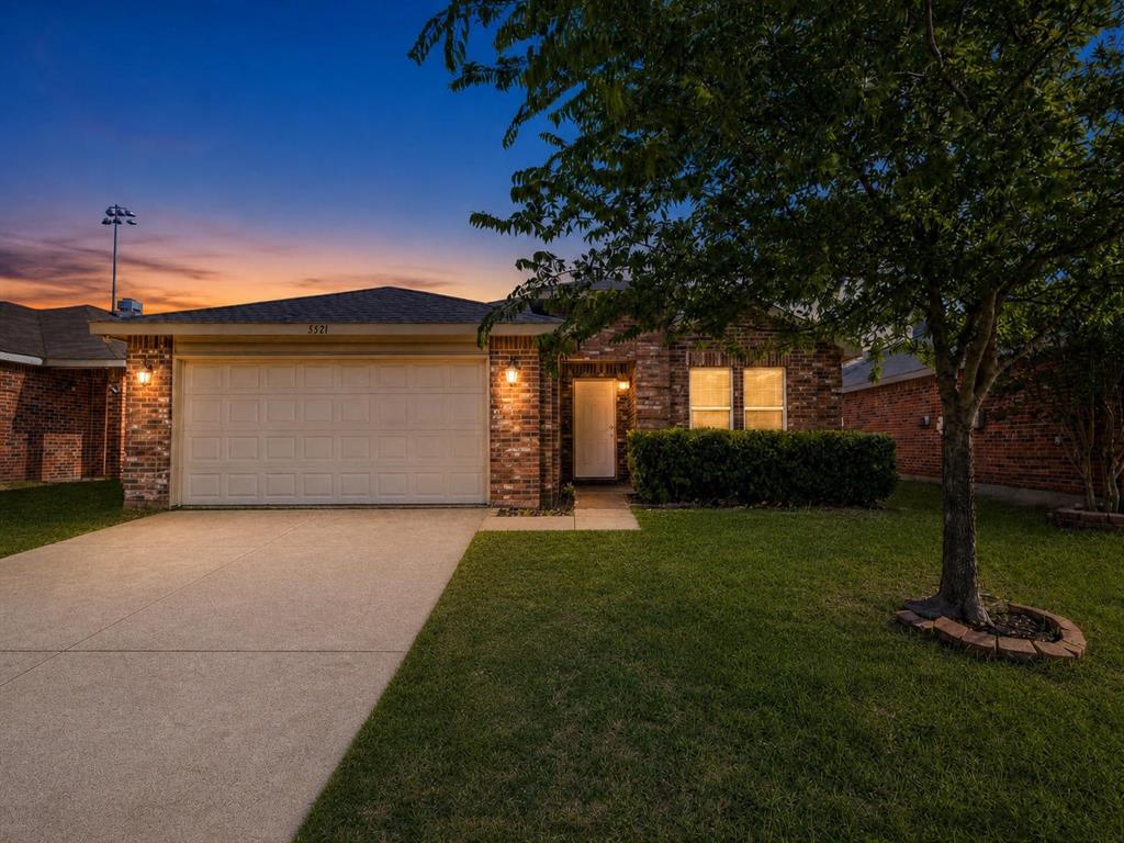 5521 Camarillo Drive Property Photo 1