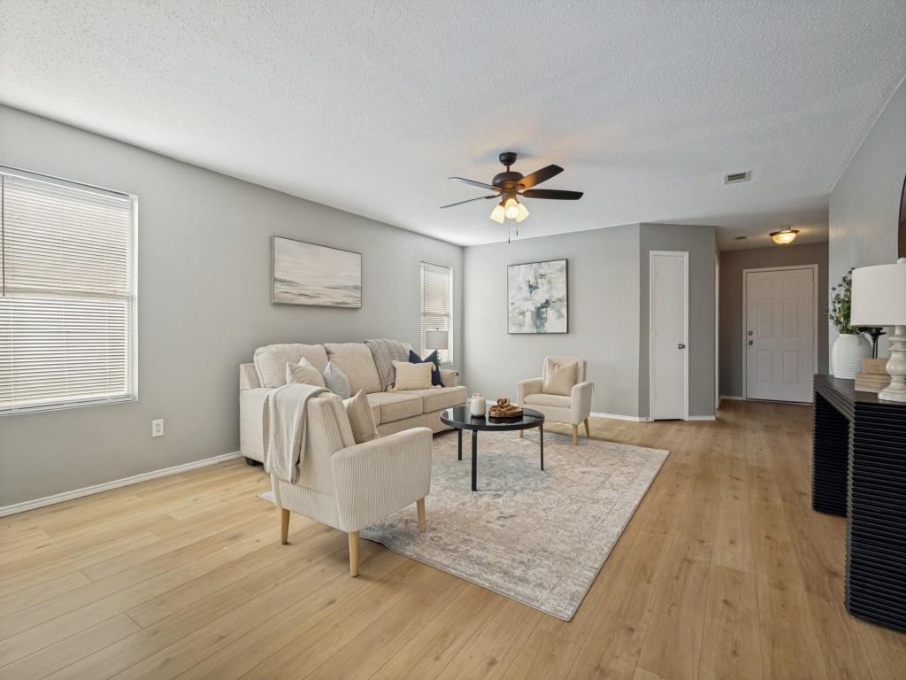 5521 Camarillo Drive Property Photo 3
