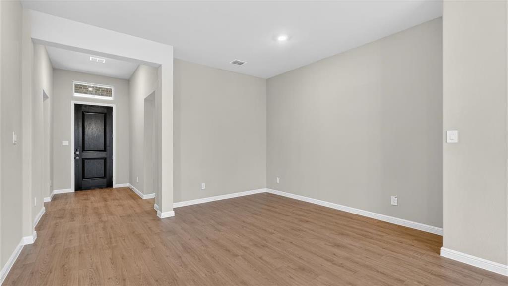 4928 Simmental Drive Property Photo 8