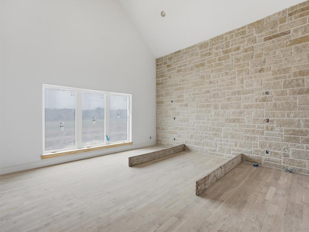 905 San Jacinto Property Photo 13