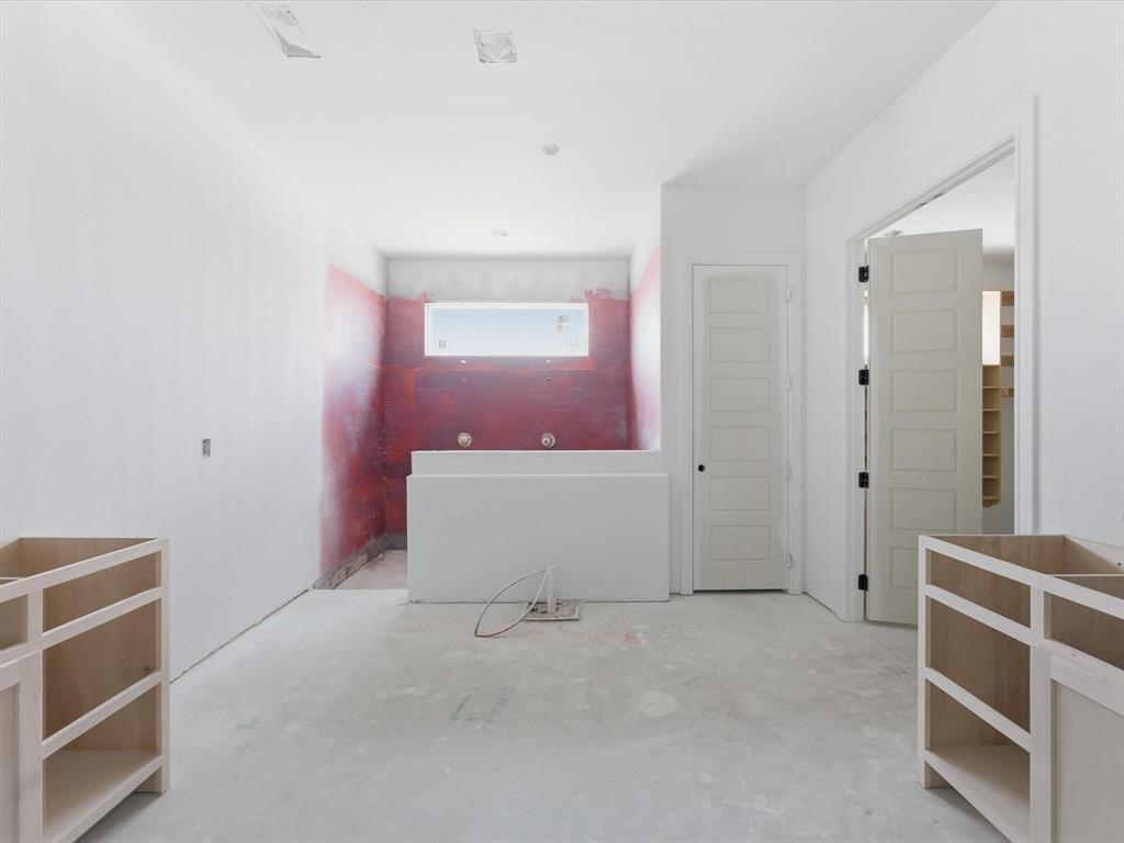 905 San Jacinto Property Photo 14