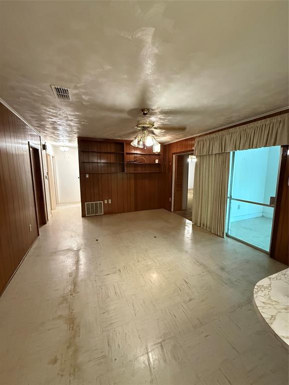 3113 Logan Street Property Photo 5